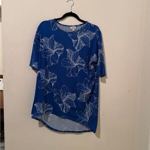 Luluroe tunic IRMA size xs